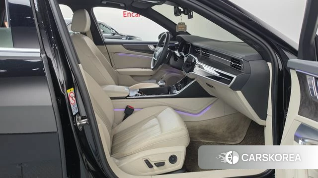 Audi A6 (C8) 2021 Черный из Кореи, фото 2