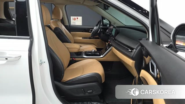 Kia Carnival 4th generation 2022 Белый из Кореи, фото 2