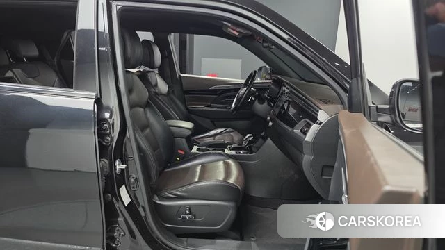 Ssangyong Beautiful Korando 2019 Черный из Кореи, фото 2