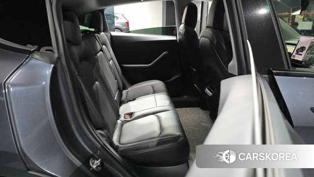 Tesla Model Y 2021 Серый из Кореи, фото 2