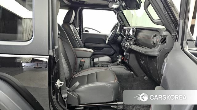 Jeep Wrangler (JL) 2025 Черный из Кореи, фото 2