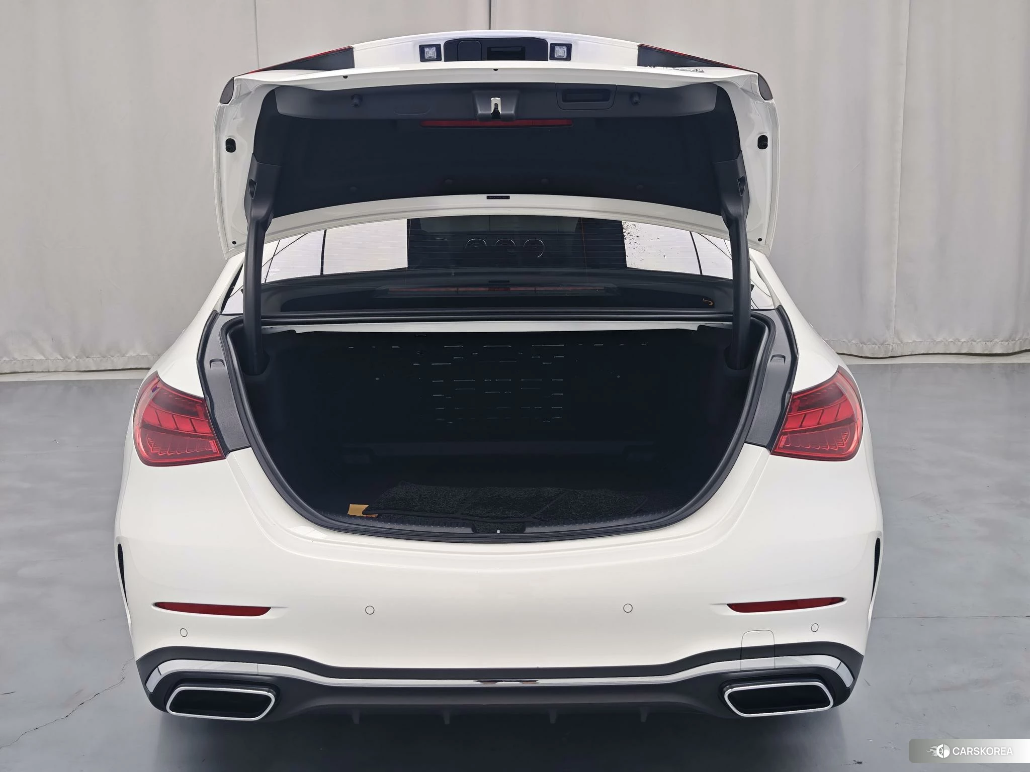 Mercedes-Benz C-class 2022 Белый из Китая, фото 2