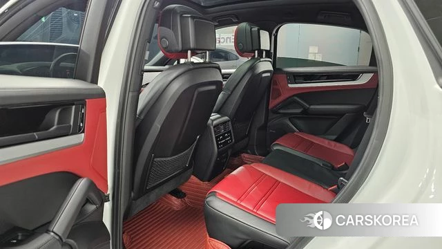 Porsche Cayenne (PO536) 2023 Белый из Кореи, фото 2