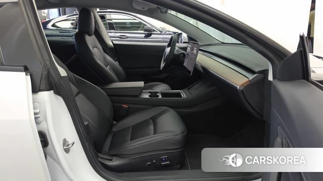 Tesla Model 3 2021 Белый из Кореи, фото 2