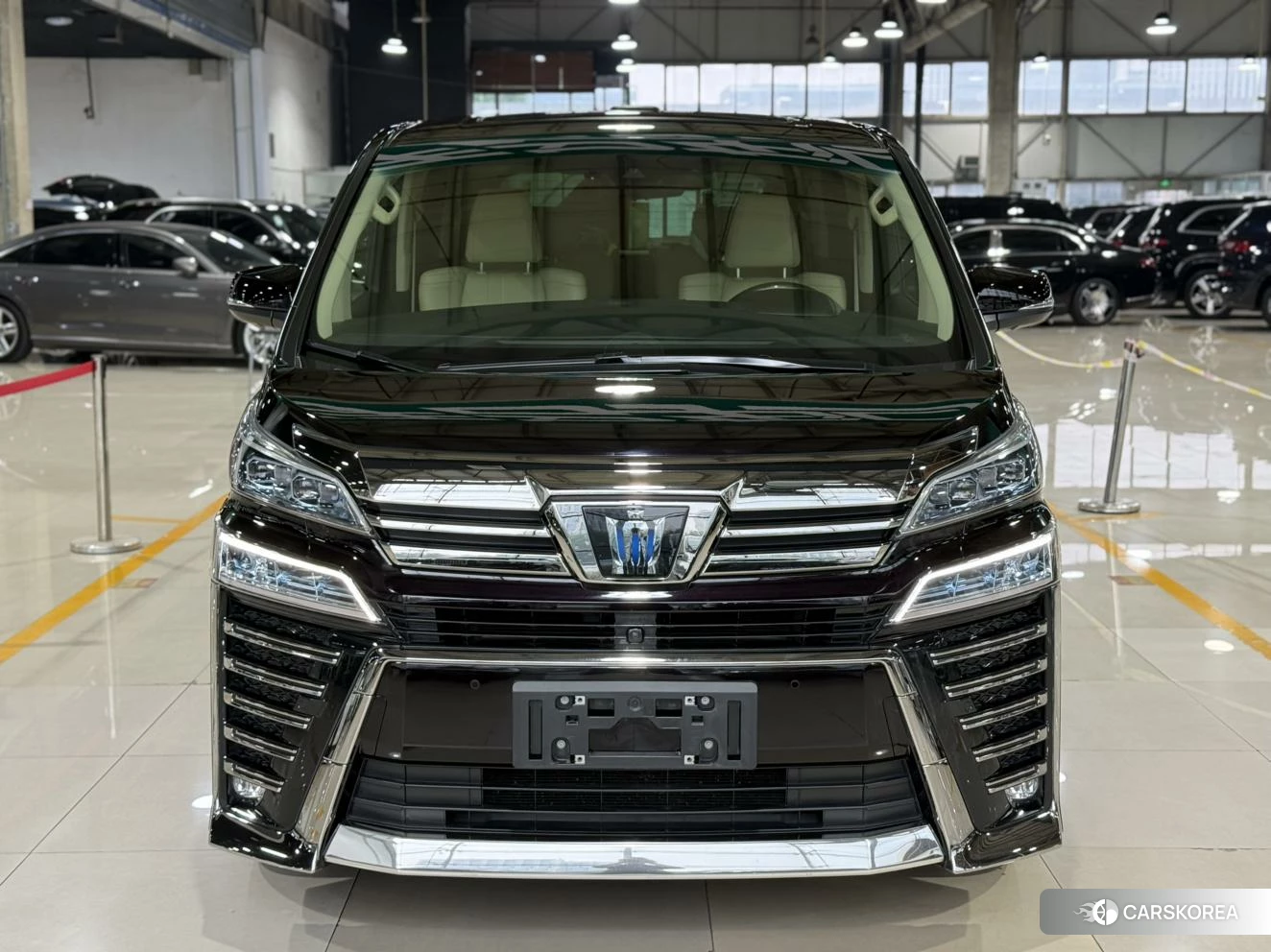Toyota Vellfire 2021 Черный из Китая, фото 2