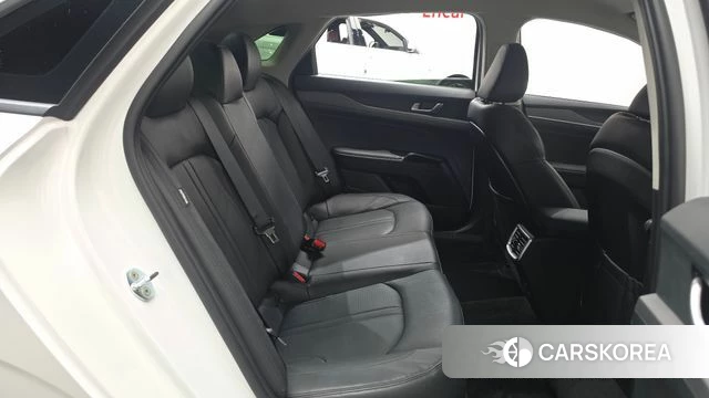 Kia K5 3rd generation 2022 Белый из Кореи, фото 2