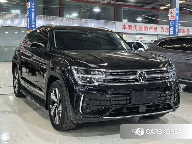 Volkswagen Teramont 2025 Черный из Китая, фото 2