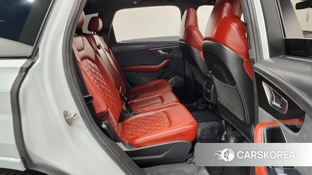 Audi SQ7 (4M) 2023 Белый из Кореи, фото 2