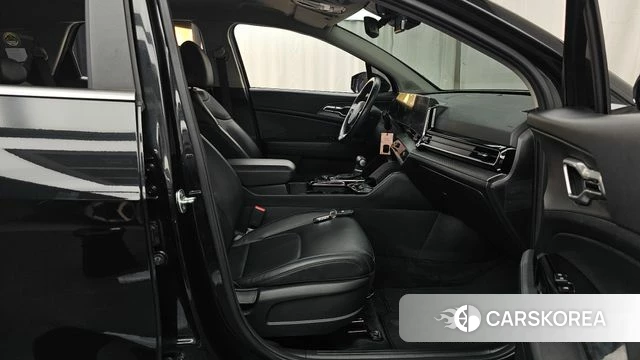 Kia Sportage 5th Generation 2024 Черный из Кореи, фото 2