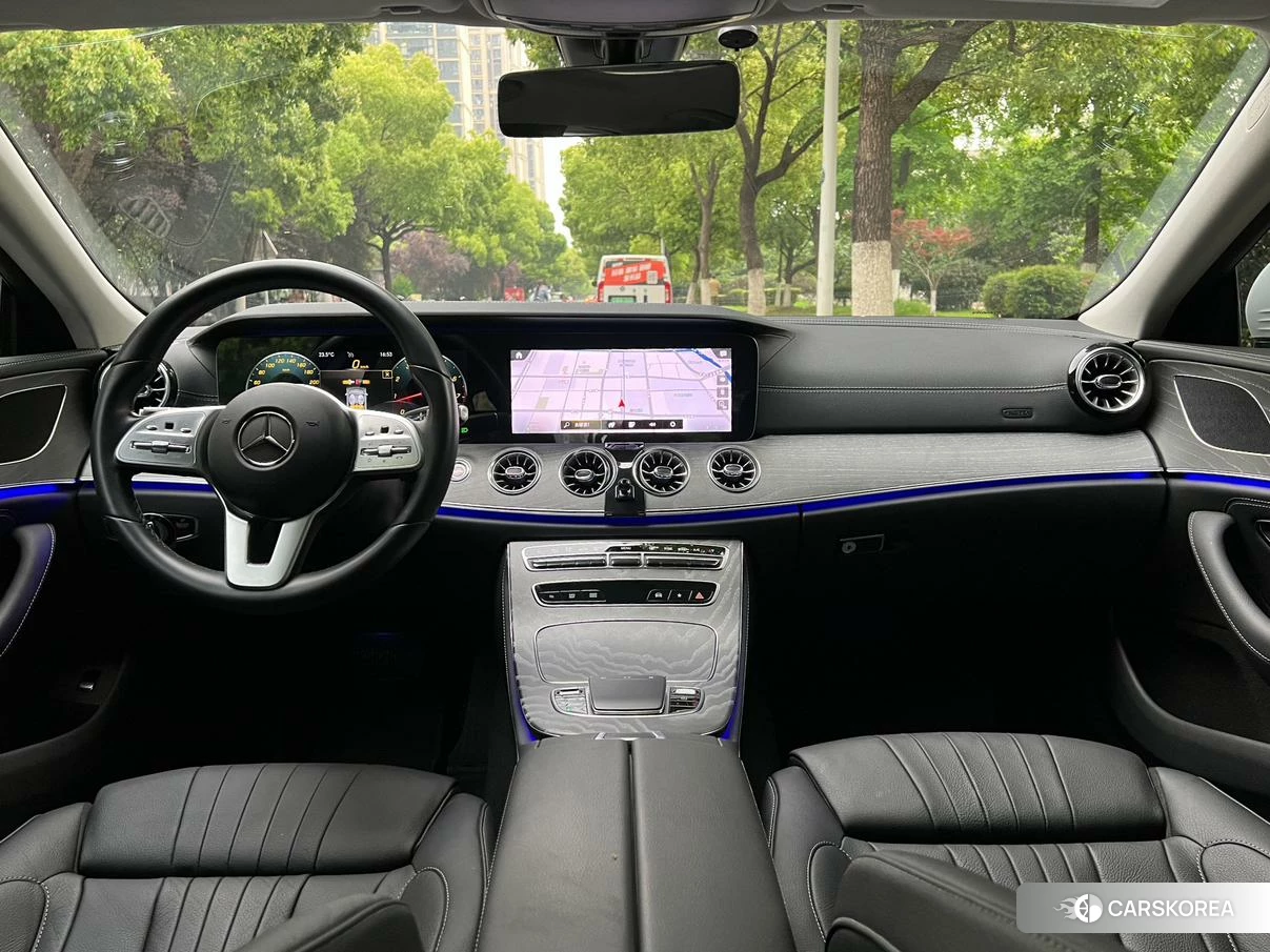 Mercedes-Benz CLS 2020 Белый из Китая, фото 2