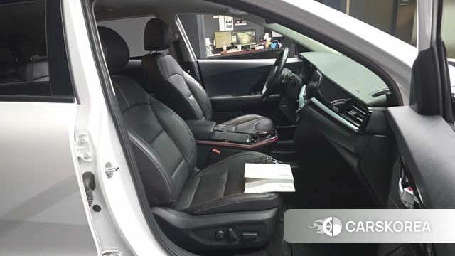 Kia Niro EV 2021 Белый из Кореи, фото 2