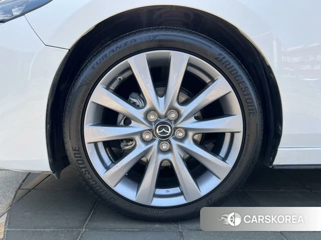 Mazda 3 2021 Белый из Китая, фото 2