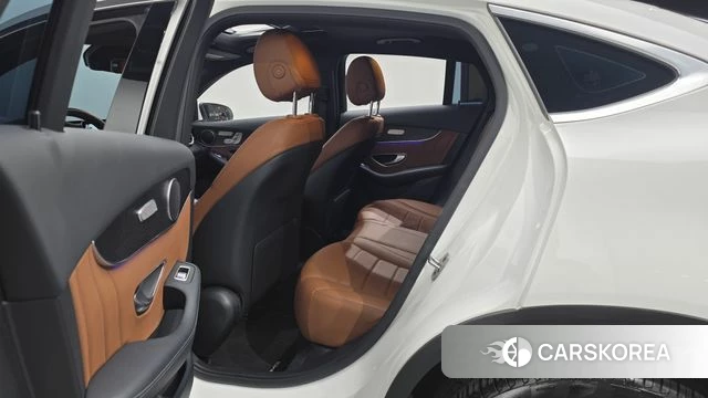 Mercedes-Benz GLC-Class X253 2021 Белый из Кореи, фото 2