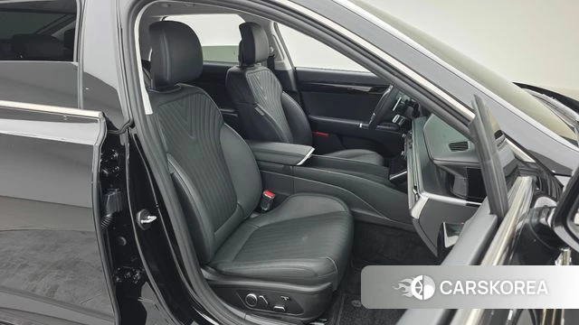 Hyundai Grandeur Hybrid (GN7) 2025 Черный из Кореи, фото 2
