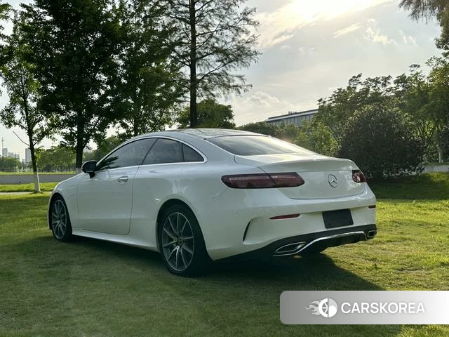 Mercedes-Benz E-Class 2021 Белый из Китая, фото 2