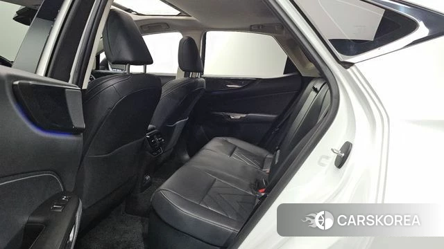 Lexus NX350h Second generation 2025 Белый из Кореи, фото 2