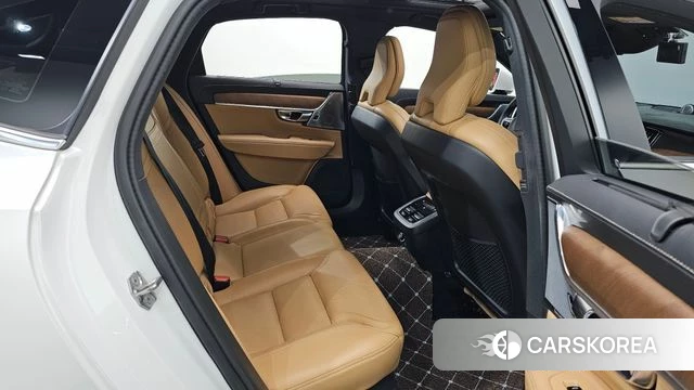 Volvo S90 2019 Белый из Кореи, фото 2