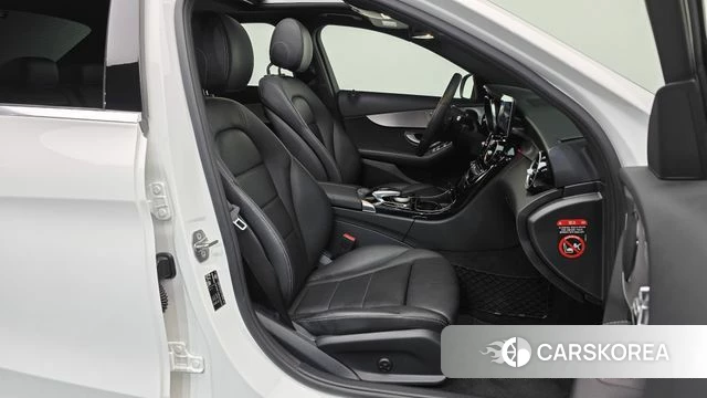 Mercedes-Benz C-Class W205 2020 Белый из Кореи, фото 2