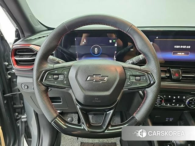Chevrolet (GM Daewoo) The New Trail Blazer 2023 Серебристо-серый из Кореи, фото 2