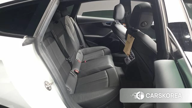 Audi A5 (F5) 2021 Белый из Кореи, фото 2