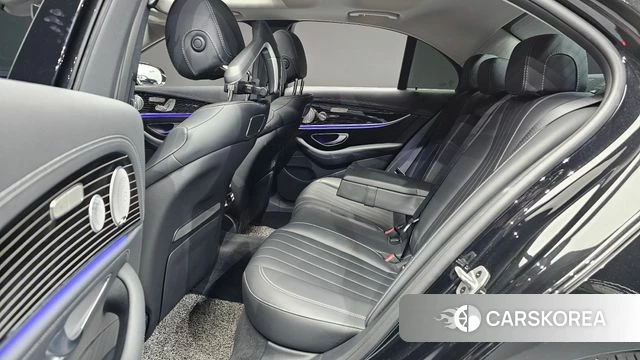 Mercedes-Benz E-Class W213 2020 Черный из Кореи, фото 2