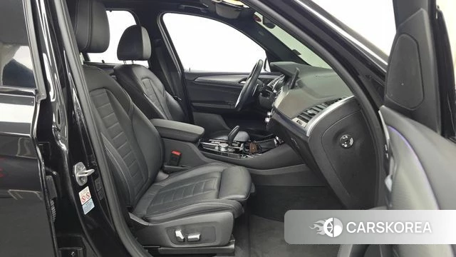 BMW X3 (G01) 2021 Черный из Кореи, фото 2