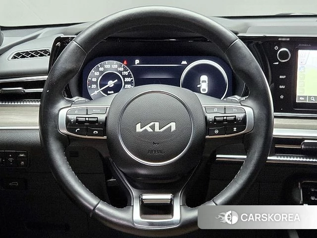 Kia K5 3rd generation 2022 Белый из Кореи, фото 2