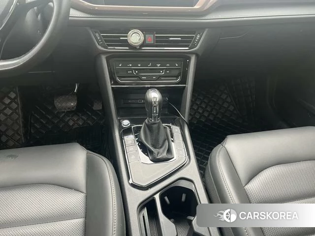 Volkswagen Tharu 2021 Белый из Китая, фото 2