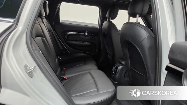 Mini Cooper S Clubman 2022 Серебряный из Кореи, фото 2