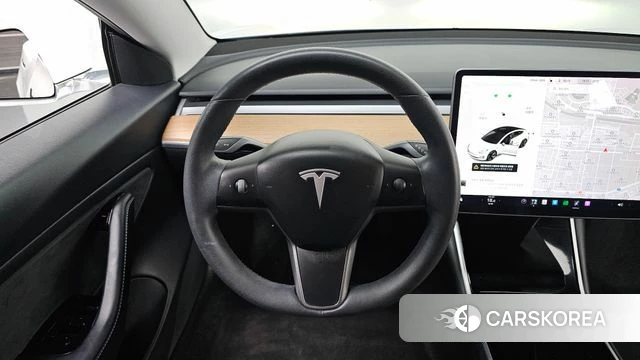 Tesla Model 3 2020 Белый из Кореи, фото 2