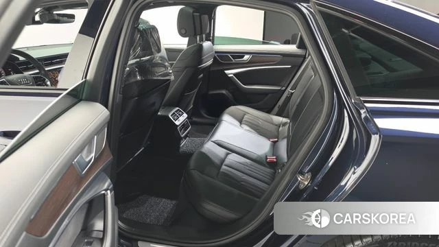 Audi A6 (C8) 2025 Синий из Кореи, фото 2