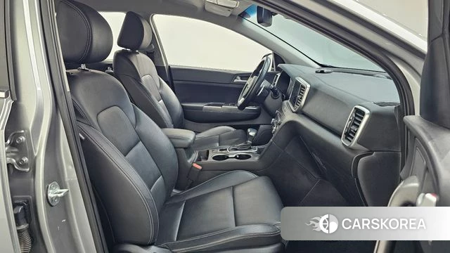 Kia Sportage The Bold 2021 Серый из Кореи, фото 2