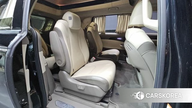 Kia Carnival 4th generation 2021 Черный из Кореи, фото 2