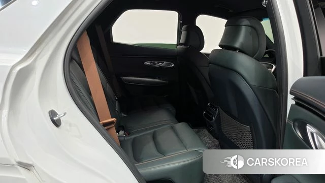 Genesis GV70 2022 Белый из Кореи, фото 2