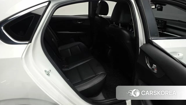 Kia Come New K3 2021 Белый из Кореи, фото 2