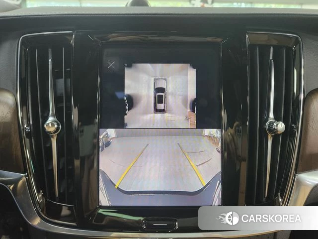Volvo V90 Cross-Country 2024 Серый из Кореи, фото 2