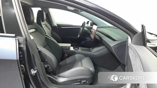 Tesla Model 3 2026 Серый из Кореи, фото 2