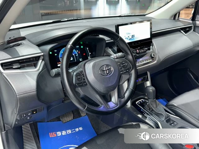 Toyota Corolla 2024 Белый из Китая, фото 2