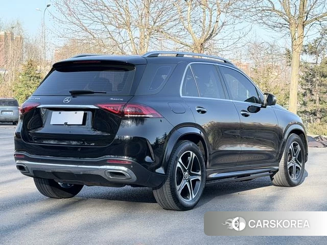 Mercedes-Benz GLE 2023 Черный из Китая, фото 2