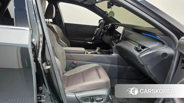 Lexus RX350h 5th generation 2024 Черный из Кореи, фото 2