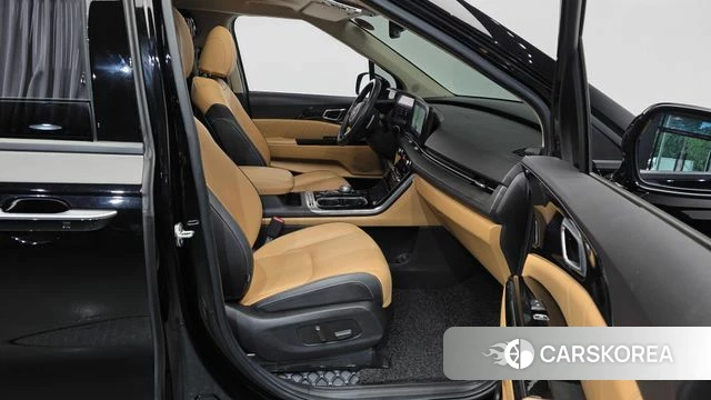 Kia Carnival 4th generation 2022 Черный из Кореи, фото 2