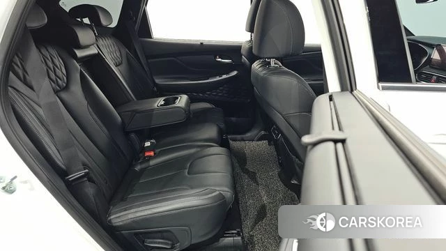 Hyundai The New Santa Fe 2023 Белый из Кореи, фото 2