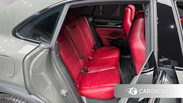 Porsche Makan EV 2025 Серый из Кореи, фото 2