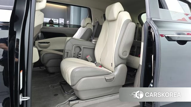 Kia Carnival 4th generation 2023 Черный из Кореи, фото 2