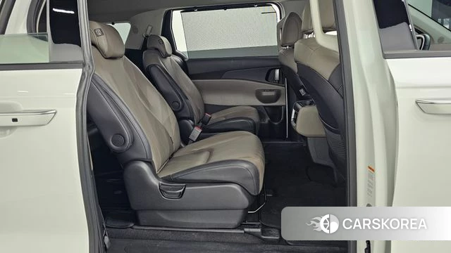 Kia The New Carnival 4th Generation 2025 Белый из Кореи, фото 2