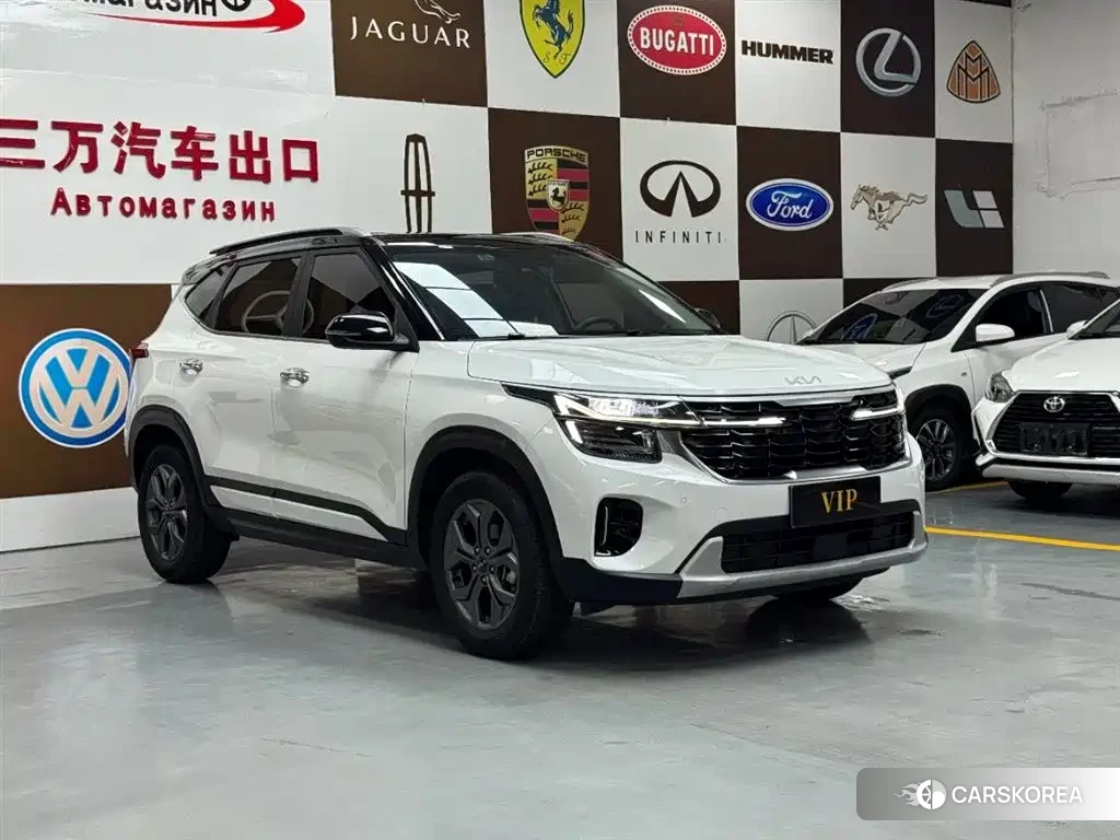 Kia Seltos 2023 Белый из Китая, фото 2