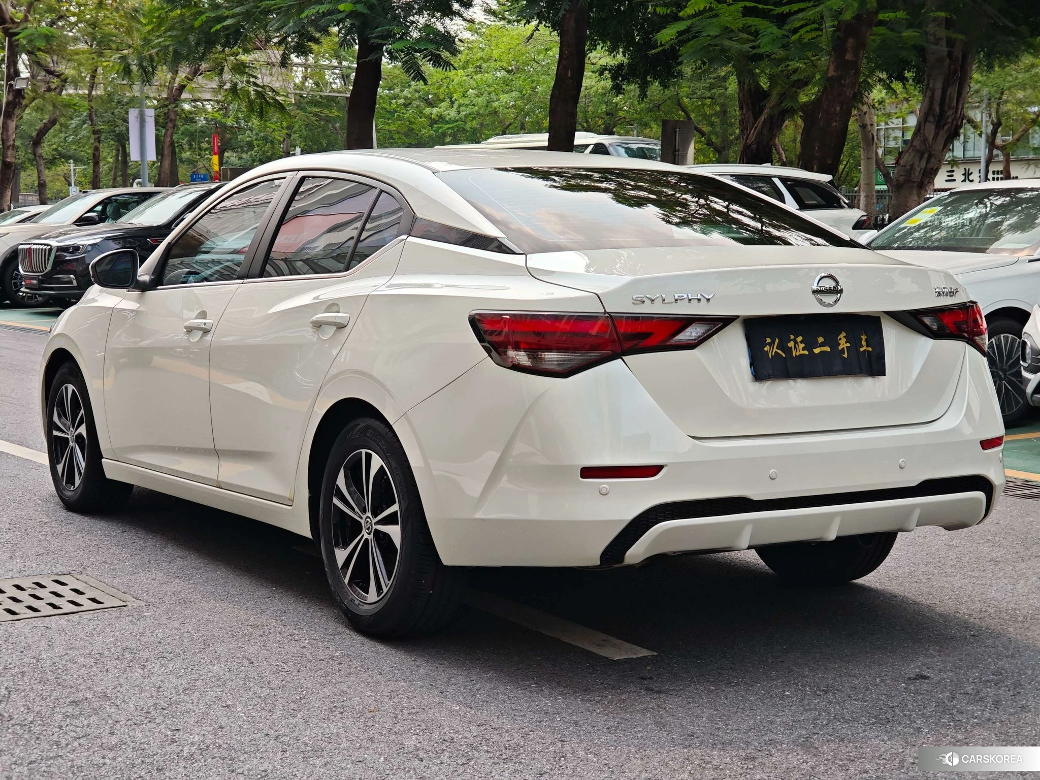 Nissan Sylphy 2021 Белый из Китая, фото 2