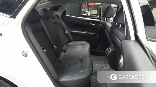 Kia The New K5 2nd generation 2018 Белый из Кореи, фото 2