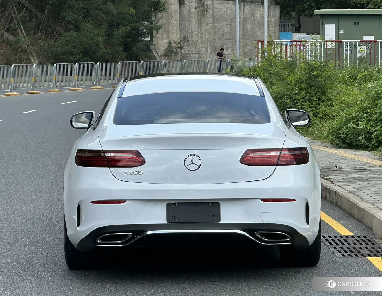 Mercedes-Benz E-Class 2021 Белый из Китая, фото 2