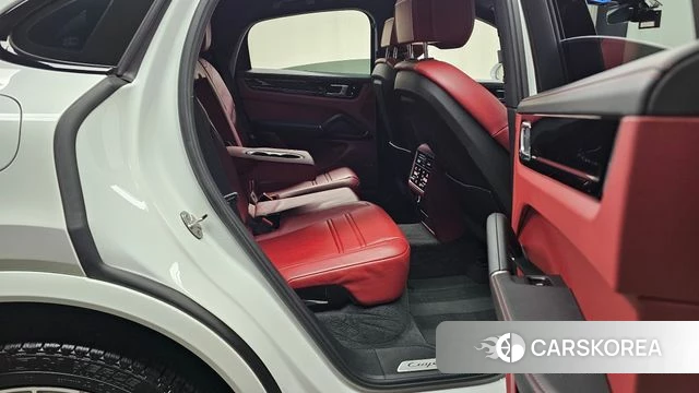 Porsche Cayenne (PO536) 2021 Белый из Кореи, фото 2